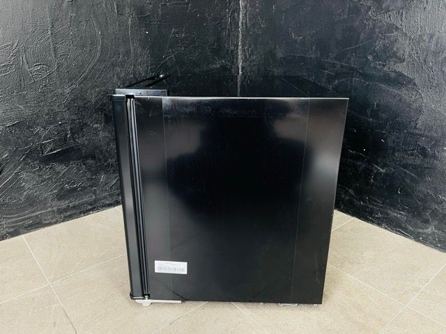 コンフィー ノンフロン冷凍庫 【中古】 comfee RCD40BL1JP(E) 32L 1