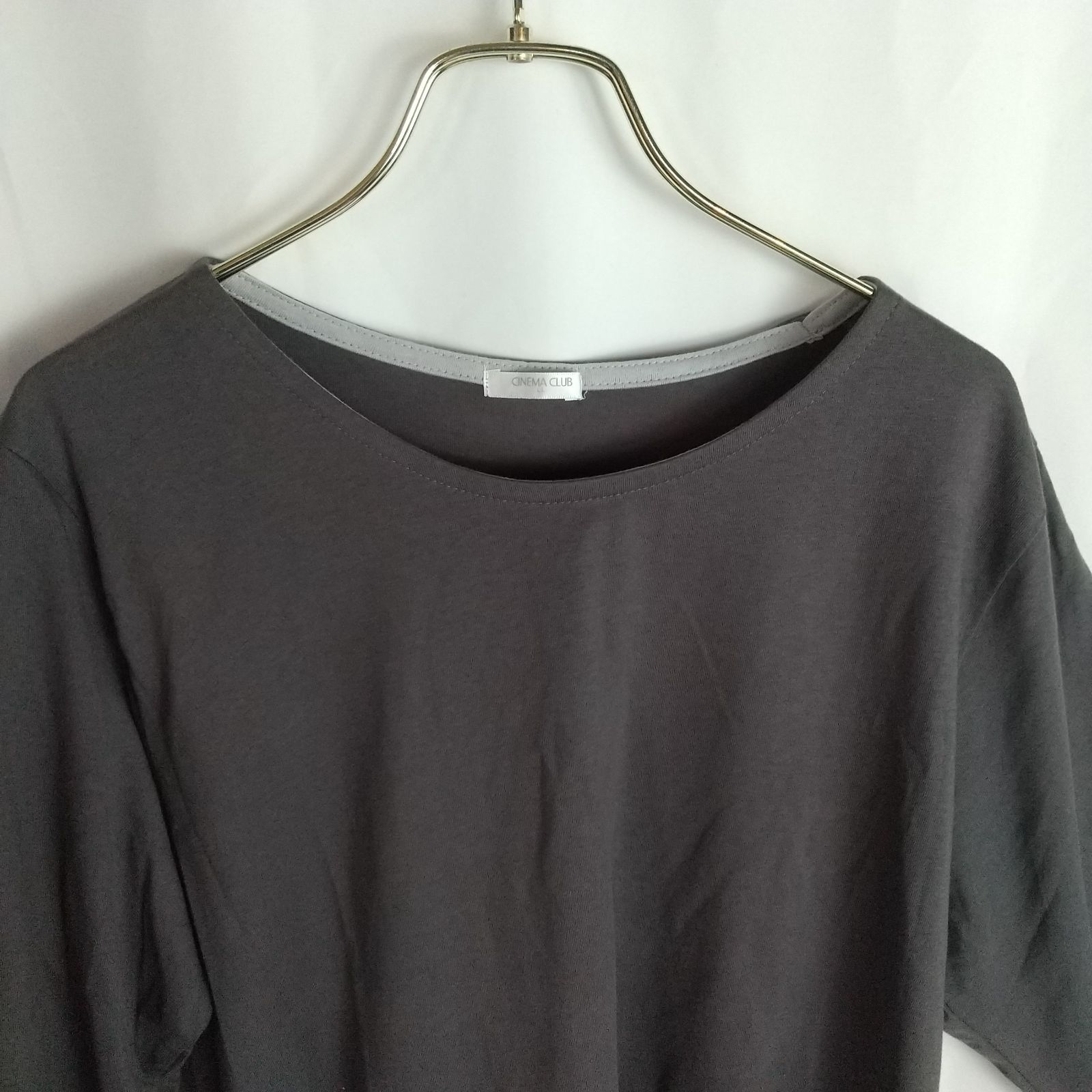 https://assets.mercari-shops-static.com/-/large/plain/2JW8NrXHTCcPznS3yEyJFh.jpg@jpg
