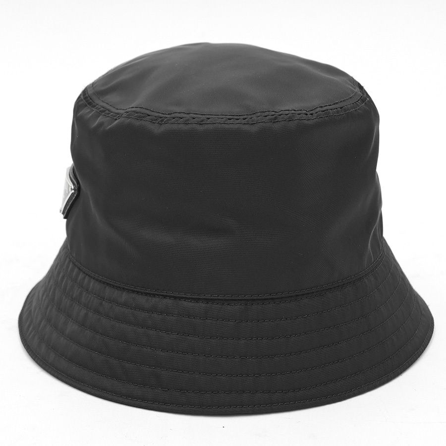プラダ / PRADA Re-Nylon トライアングル ロゴ バケットハット 2HC137