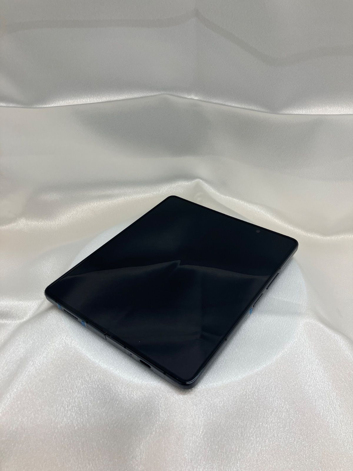 【1TB】Samsung Galaxy Z Fold5 SCG22 ブラック 本体