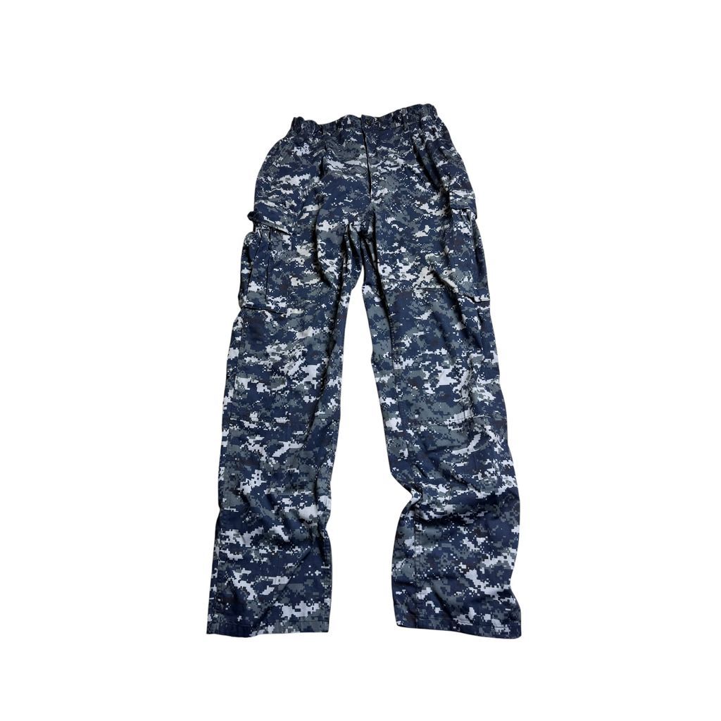 未使用品　米軍実物　US NAVY GORE−TEX パンツ　LARGE 08年 米海軍実物 U.S.NAVY NWU Type I デジタルカモ ワーキングパンツ
