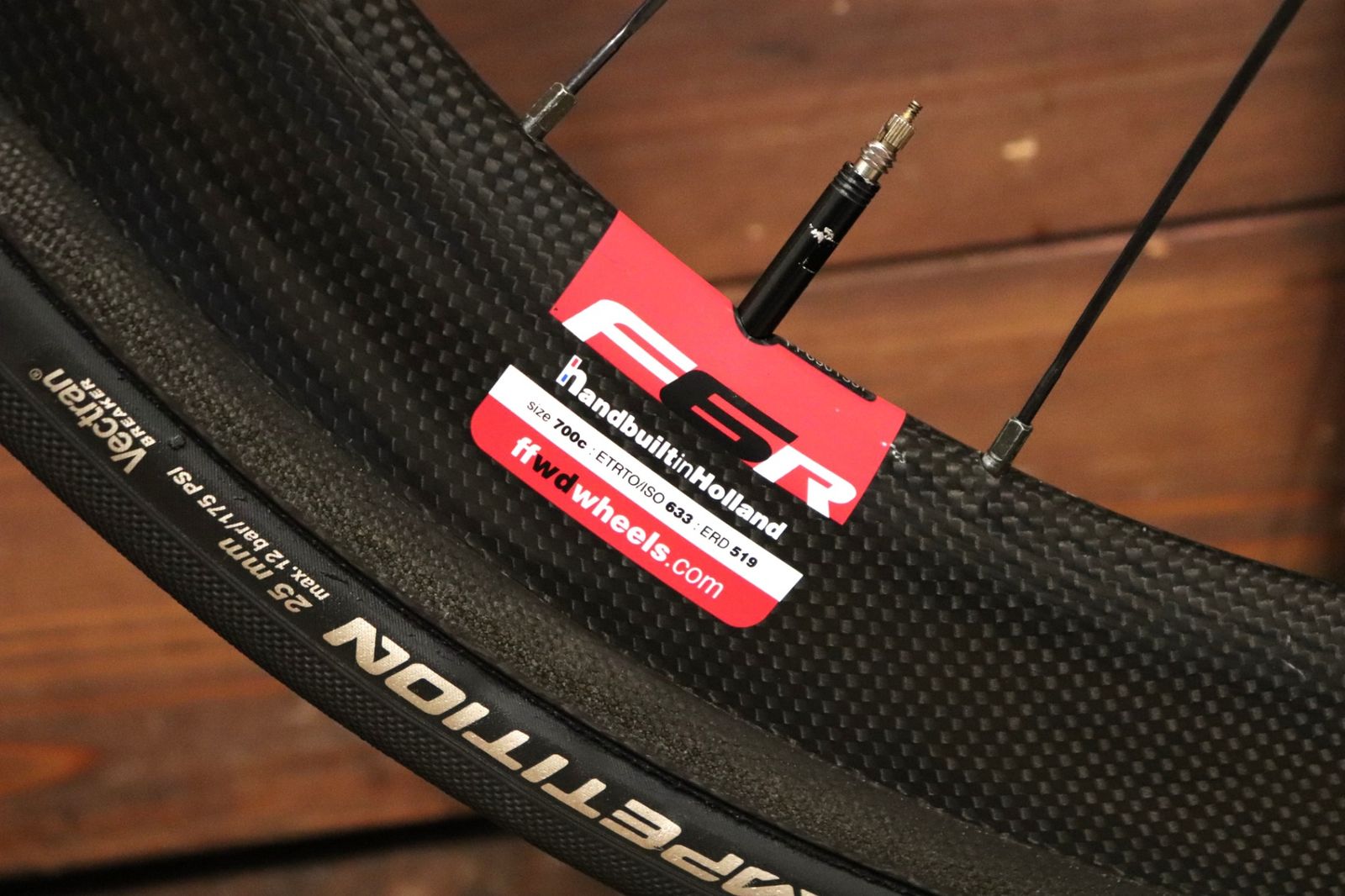 ファストフォワード FFWD F6R カーボン チューブラー ホイールセット