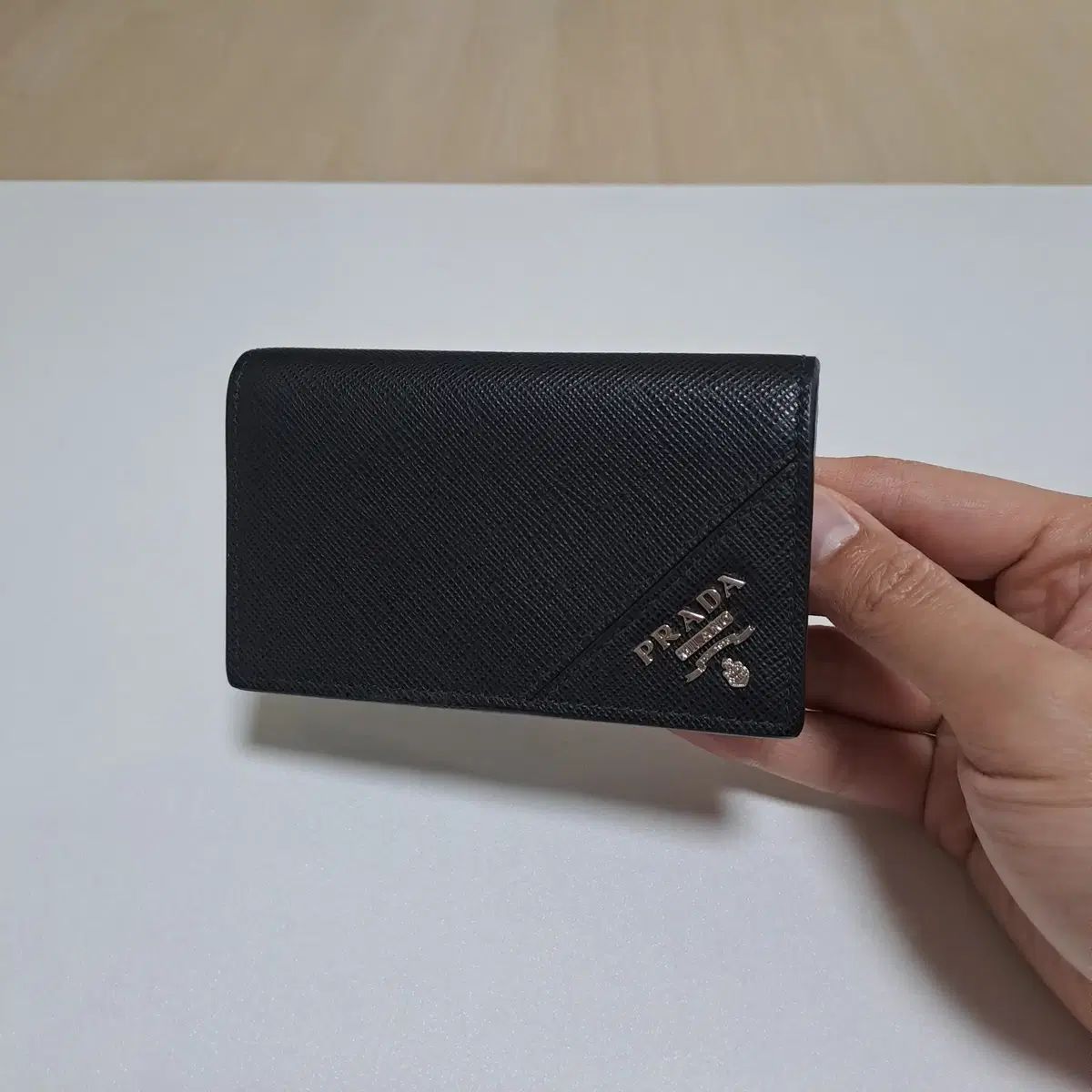 100%/正規品 PRADA プラダ サフィアーノ メタル ロゴ カードウォレット