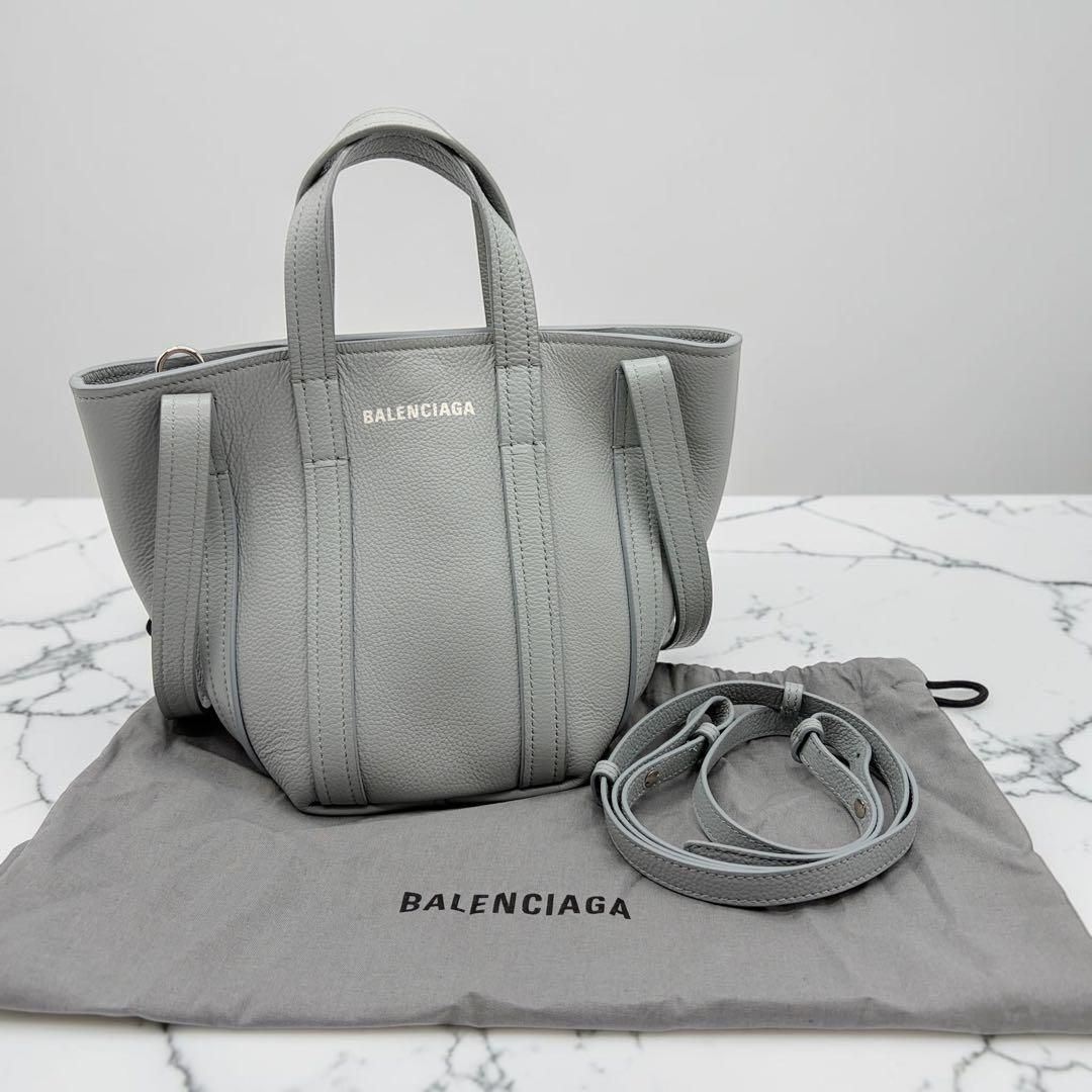 ⭐️美品⭐️ バレンシアガ エブリデイ ノースサウス XS ショルダーバッグ 46,800円