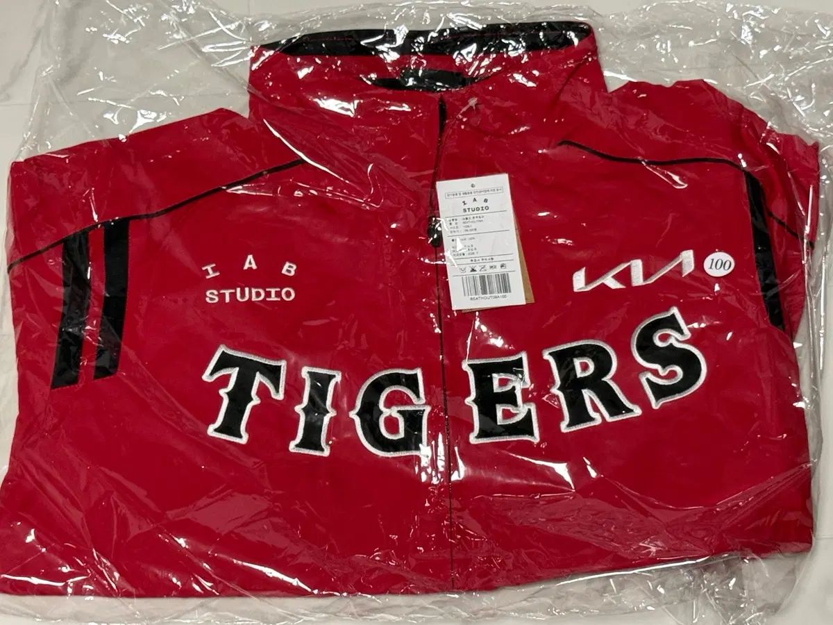 KIAタイガース 09オールド ジャケット 新品 商品