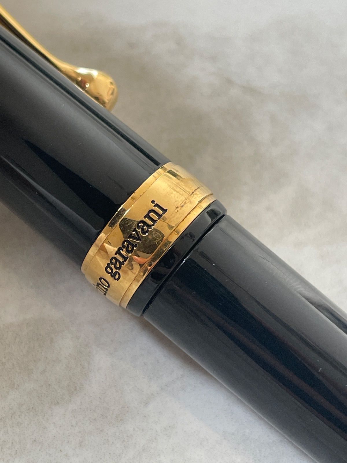 14K刻印】ヴァレンティノ ガラヴァーニ 万年筆 14K M（中字） - メルカリ