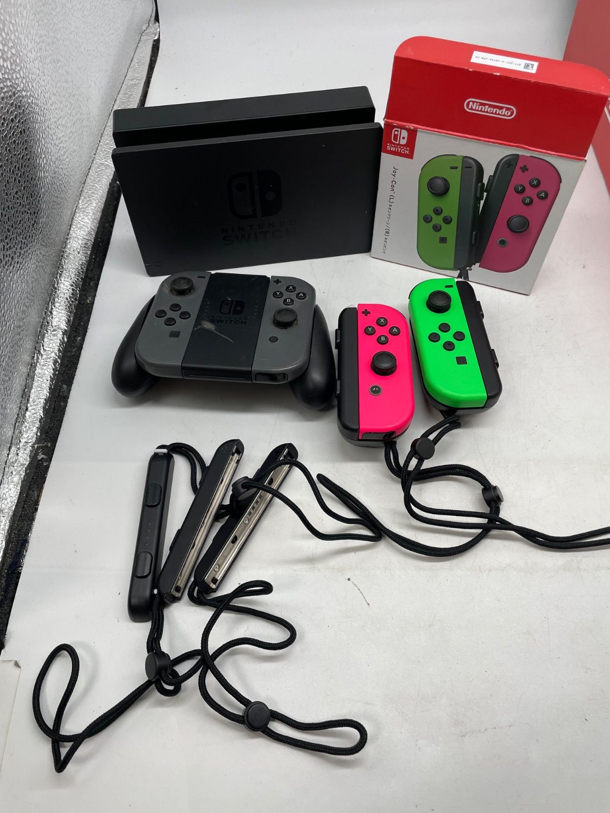 @ 任天堂 Switch 純正ドック Joy-Con グリップ 拡張バッテリー 周辺機器セット