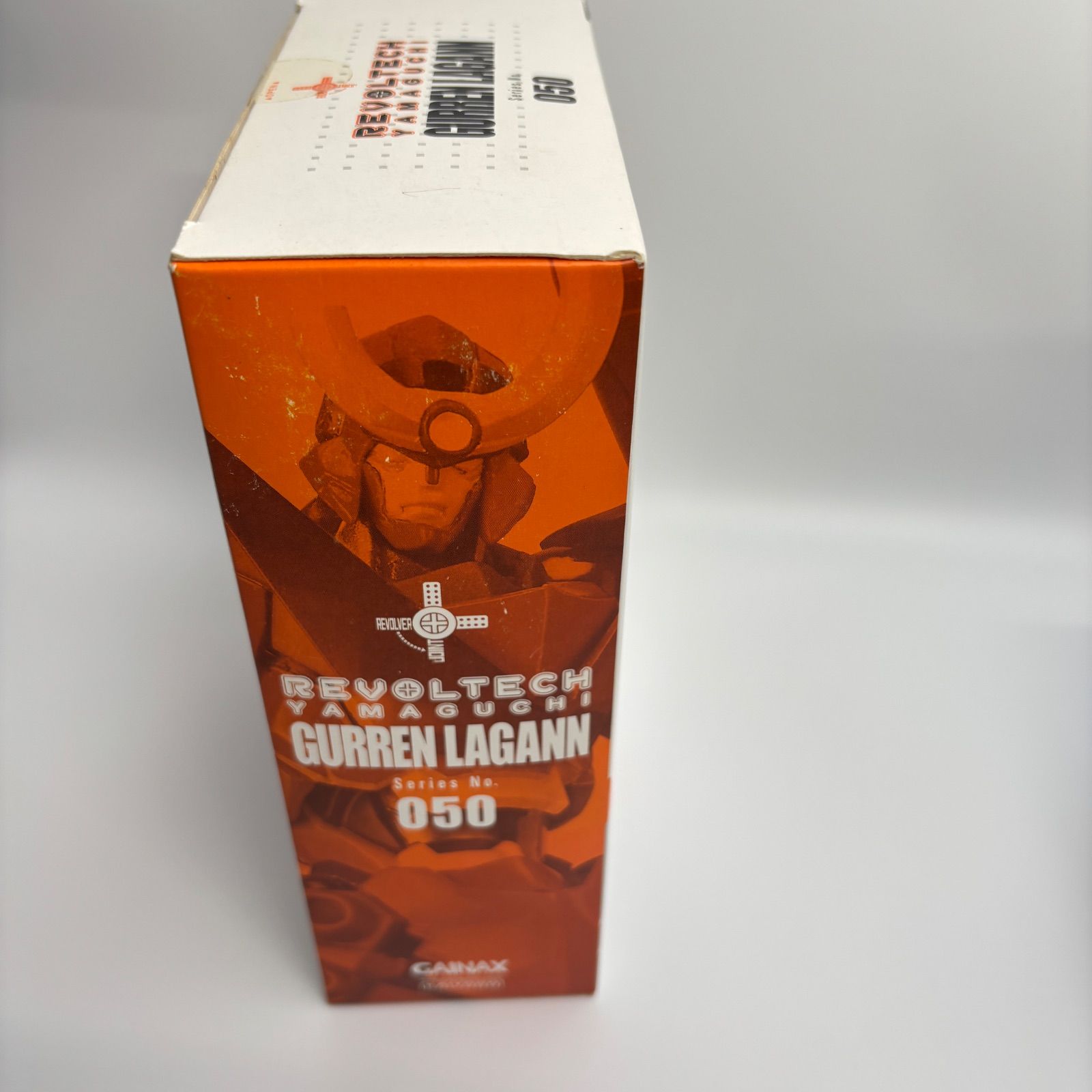 https://assets.mercari-shops-static.com/-/large/plain/2JWBKvCorHSNEGECjN33sr.jpg@jpg