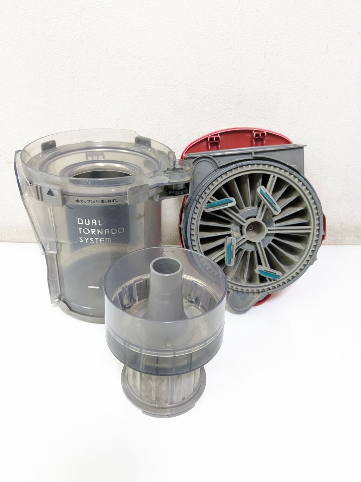 東芝 VC-J3000-R 2014年製 サイクロン式掃除機 ヘッドなし - メルカリ