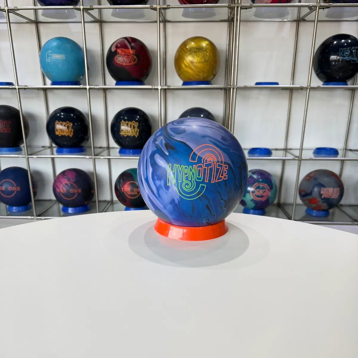 ヒプナータイツ (中古ボーリングボール) (おまけ付き、リース、ジコウカノウ)
