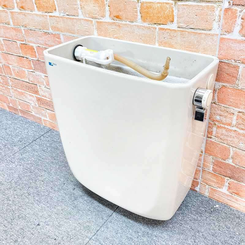 【中古品】【美品】 INAX (イナックス) 洋式 トイレ便器 蓋なし ロータンクのみ 「DT-810UZ」 #L12(ミスティアイボリー) 17H 11,235円
