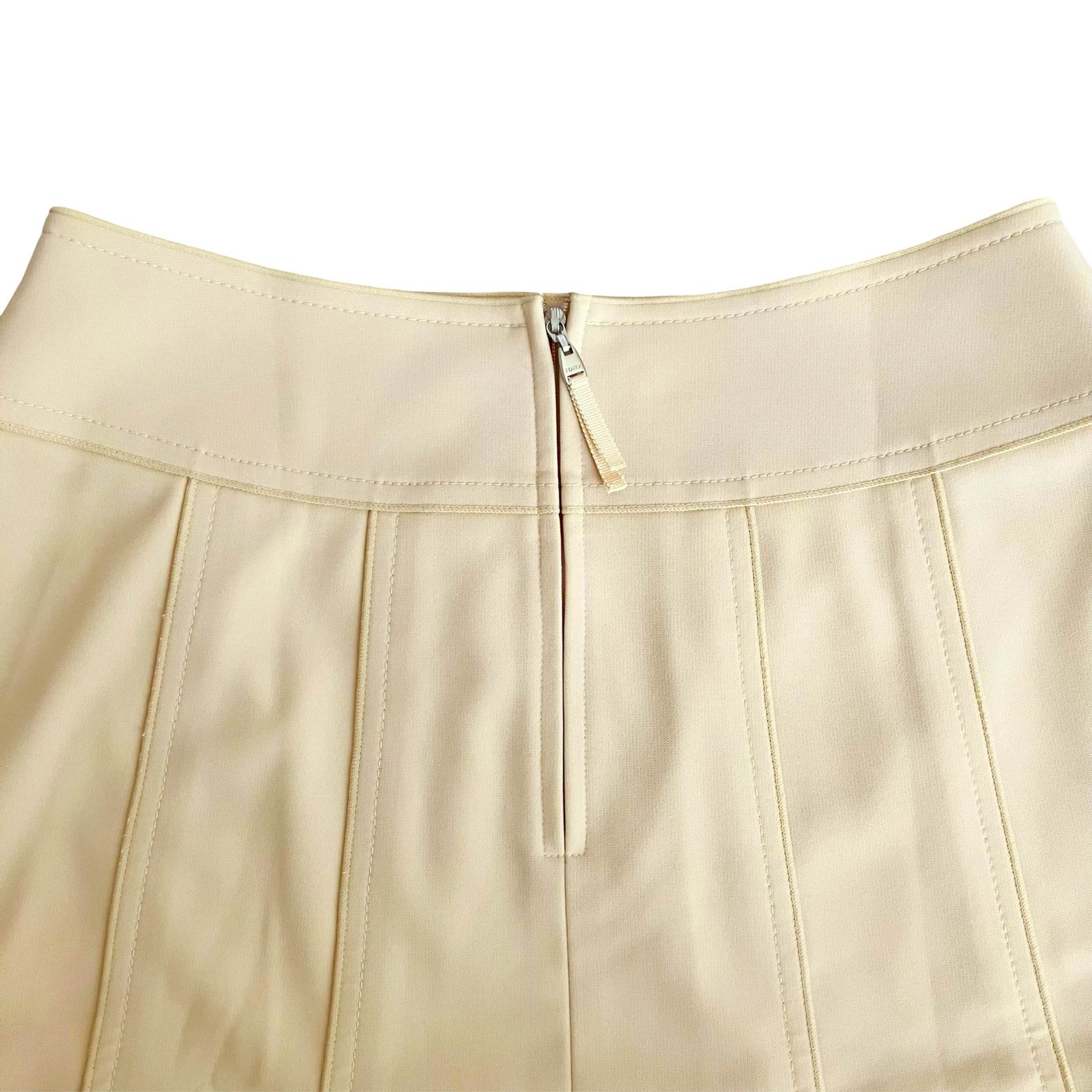 FOXEY NEW YORK フォクシー ニューヨーク プリーツ スリット スカート size 40 ベージュ 膝丈 23795 FOXEY NEW YORK フォクシー ニューヨーク プリーツ スリット スカート size 40 ベージュ 膝丈 23795