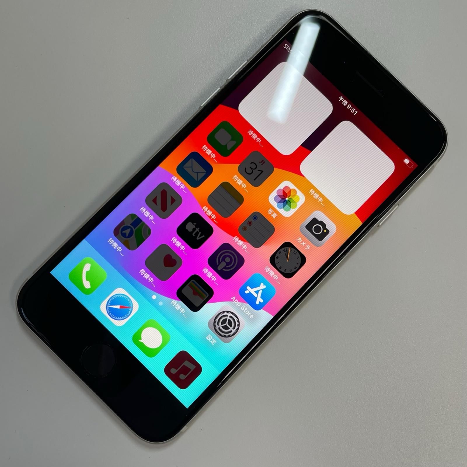 SIMフリー iPhone SE(第3世代) 128GB スターライト