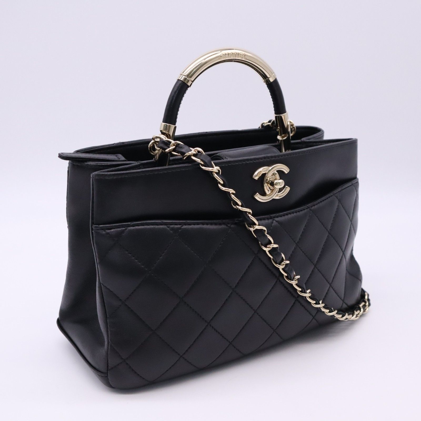 ★3日以内返品可★ 美品 CHANEL シャネル ラムスキン マトラッセ 2way ターンロック ハンドバッグ - 2wayハンドバッグ ブラック ゴールド ラムスキン レディース