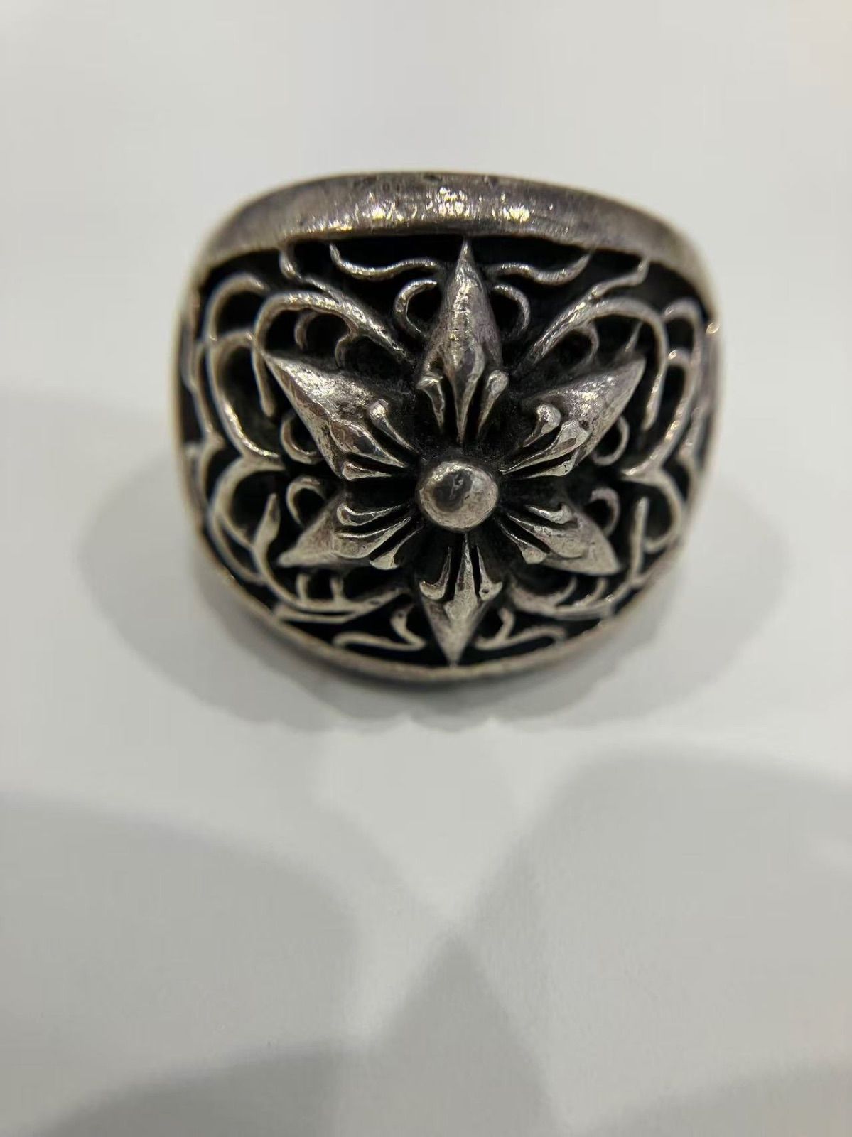 最終値下げCHROME HEARTS（クロムハーツ) CLSSC OVAL STAR クラシック