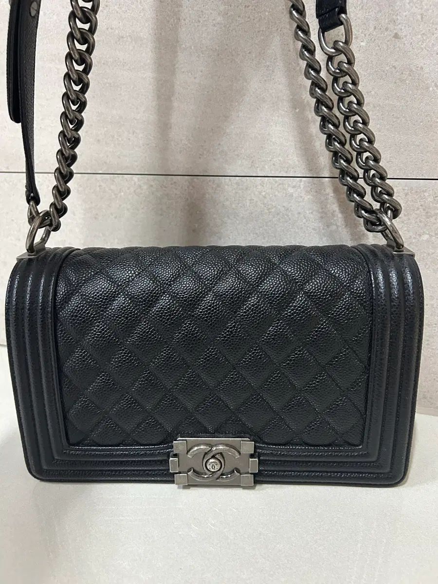 CHANEL ボーイシャネル ブラック シルバー