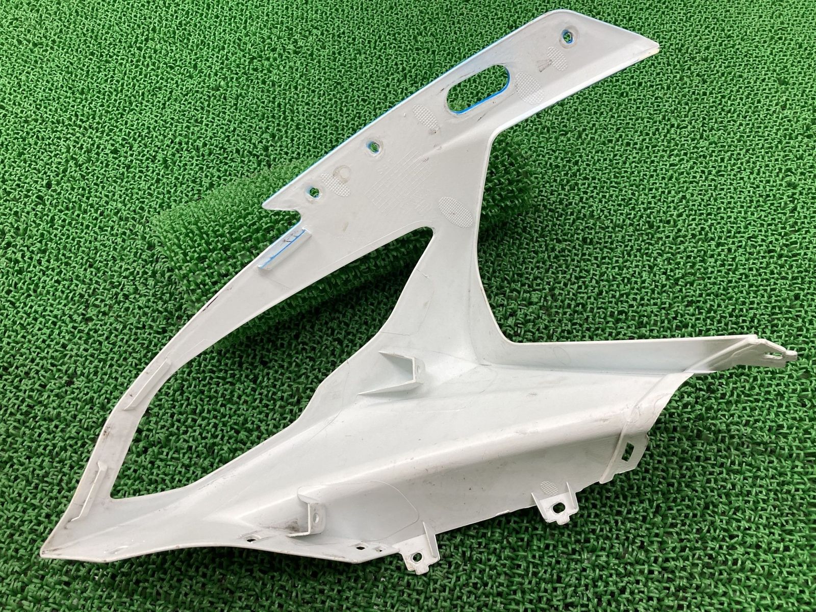 ZXMT製S1000RR アッパーカウル 右 パール 社外 中古 K46 15-18年 BMW