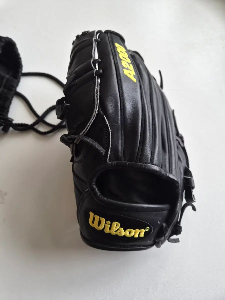 ウィルソン A2000 グローブ 28,352円
