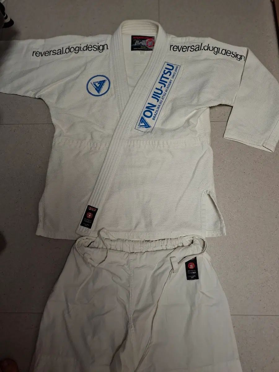 イサミ 柔術 Jiu-Jitsu 柔道着 A2