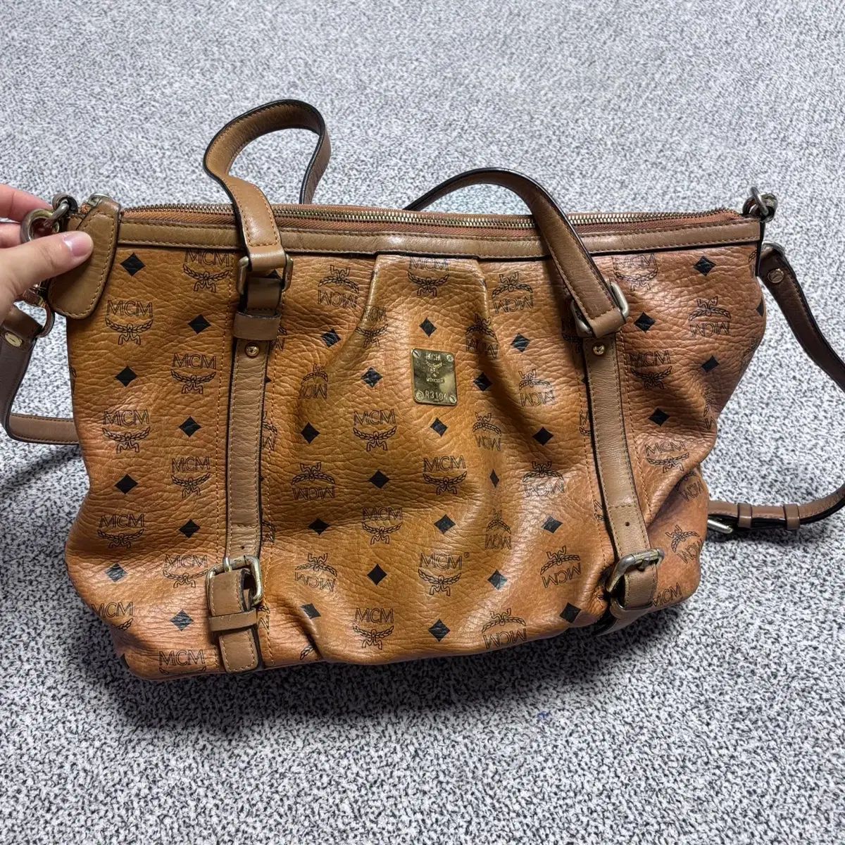 正規品 MCM ヴィセトス トートバッグ アンド ショルダーバッグ(生活感 汚れあり) 0901