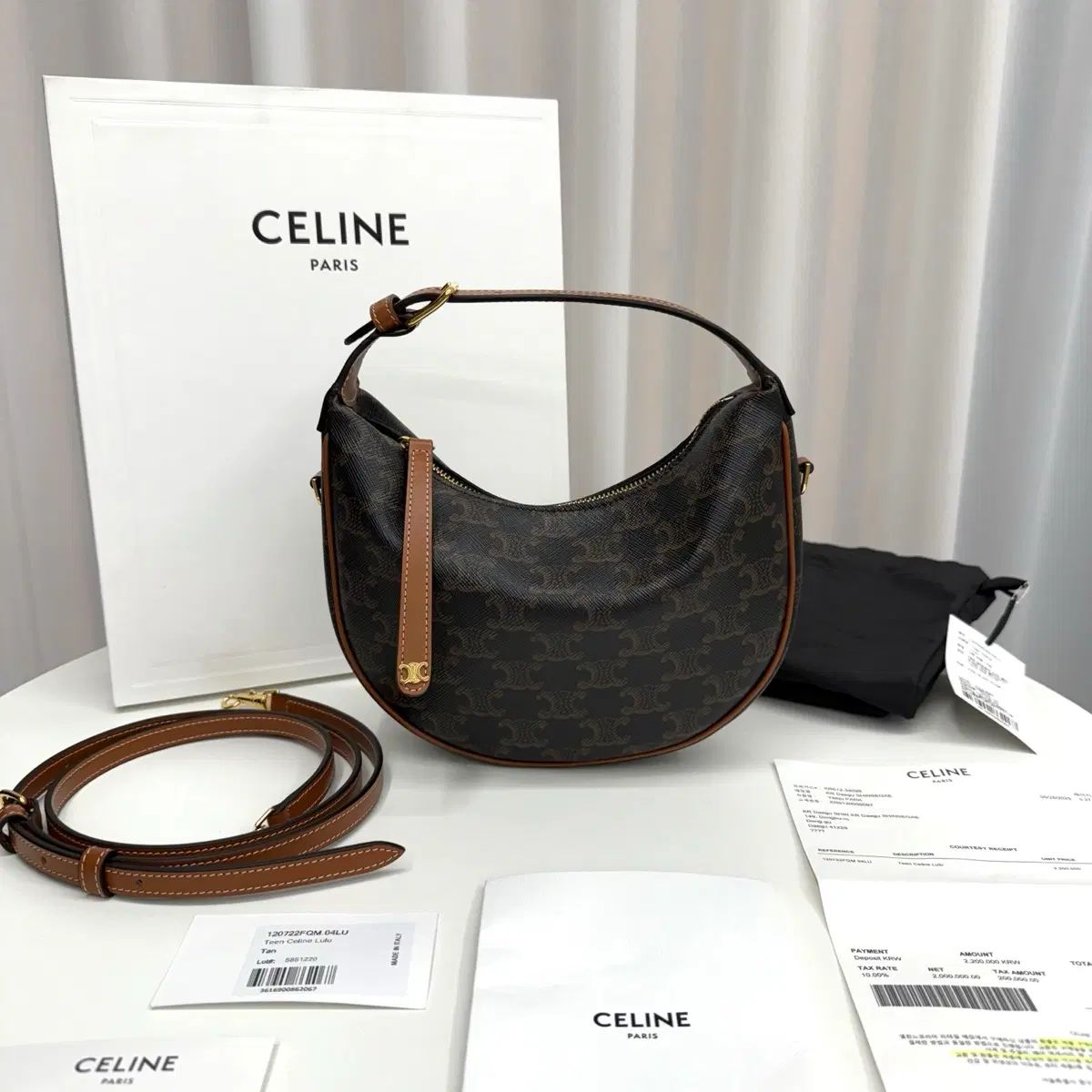 25年 / S+ セリーヌ トリ オンプ 틴 ルル バッグ 172,038円