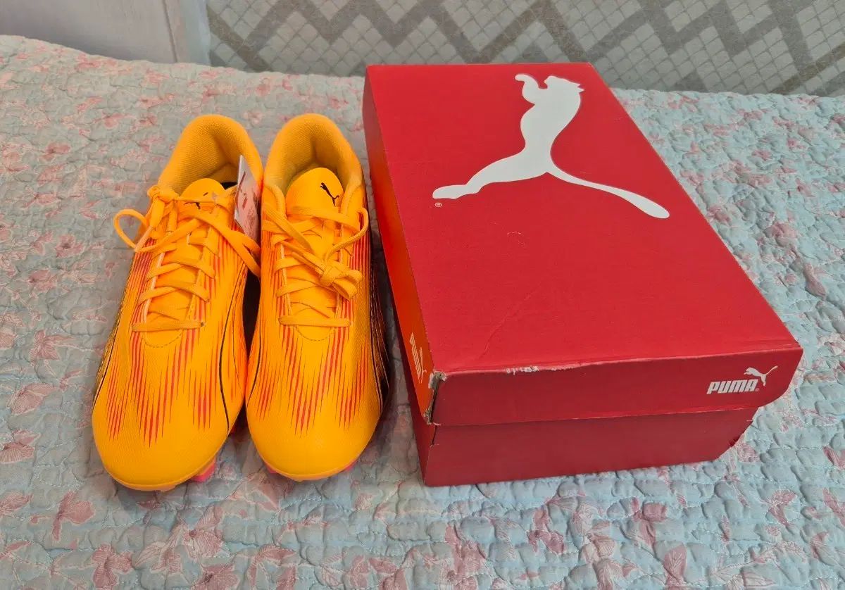 (新品) PUMA サッカーシューズ 280mm
