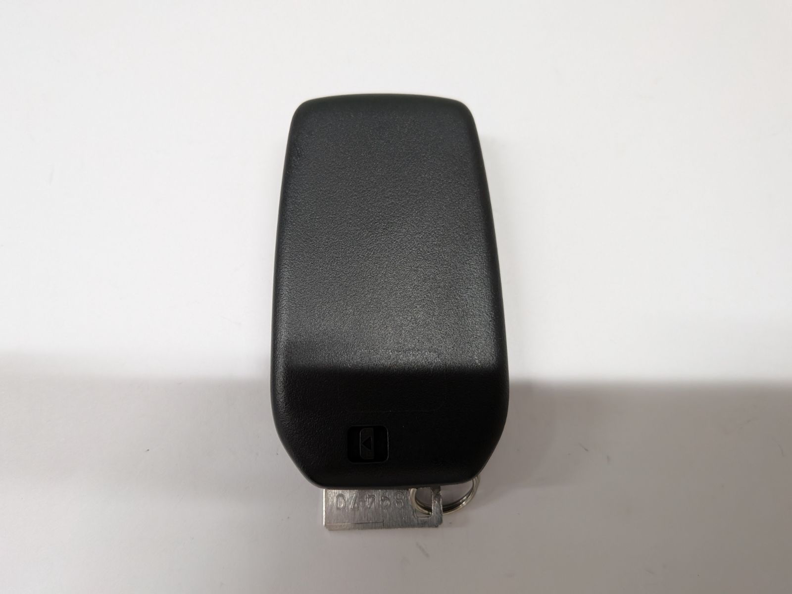 https://assets.mercari-shops-static.com/-/large/plain/2JWDPR658tbGyeqEeNVfu4.jpg@jpg