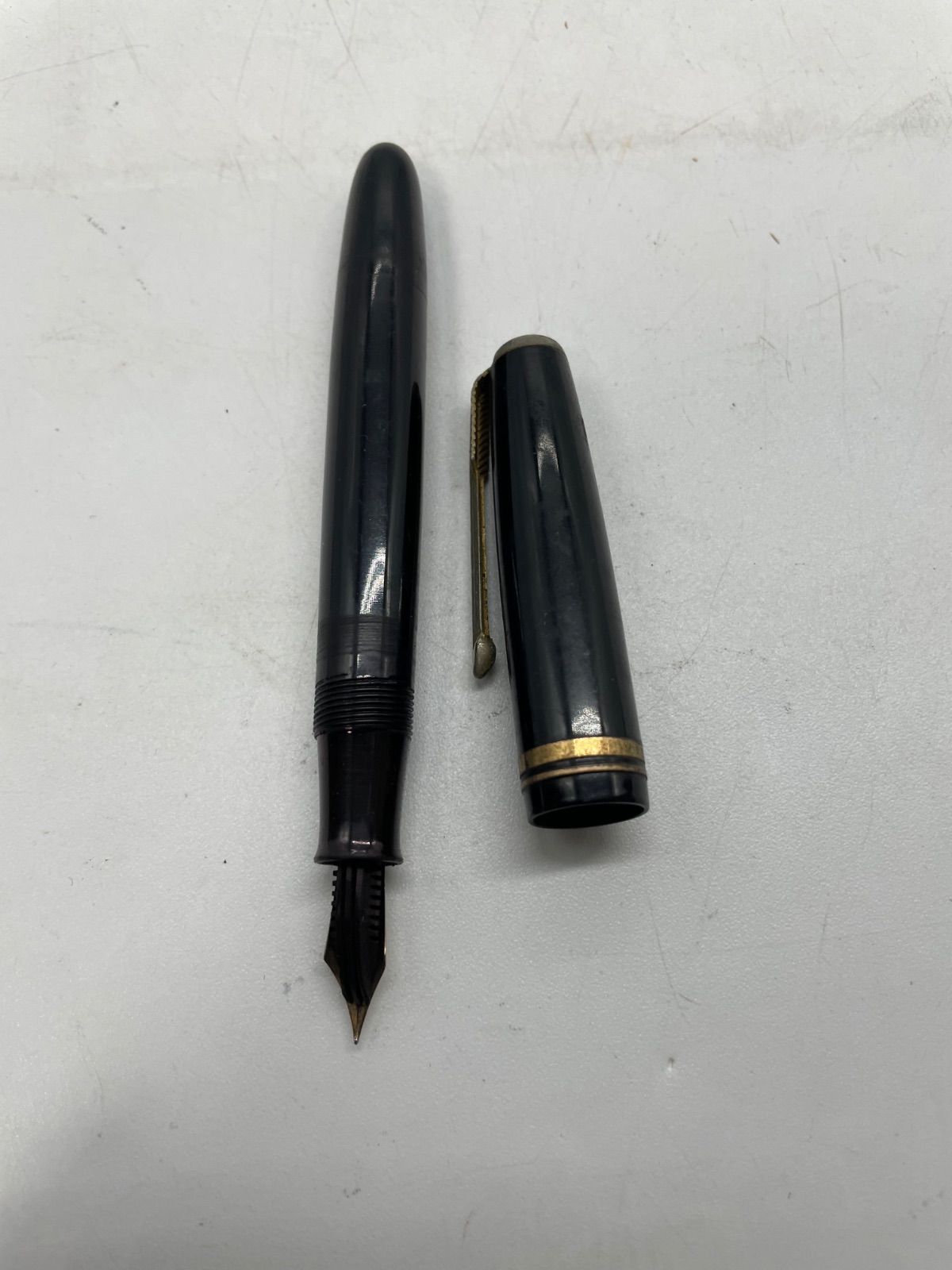 @ ヴィンテージ CORONA 万年筆 ペン先 14K ゴールド エボナイト軸