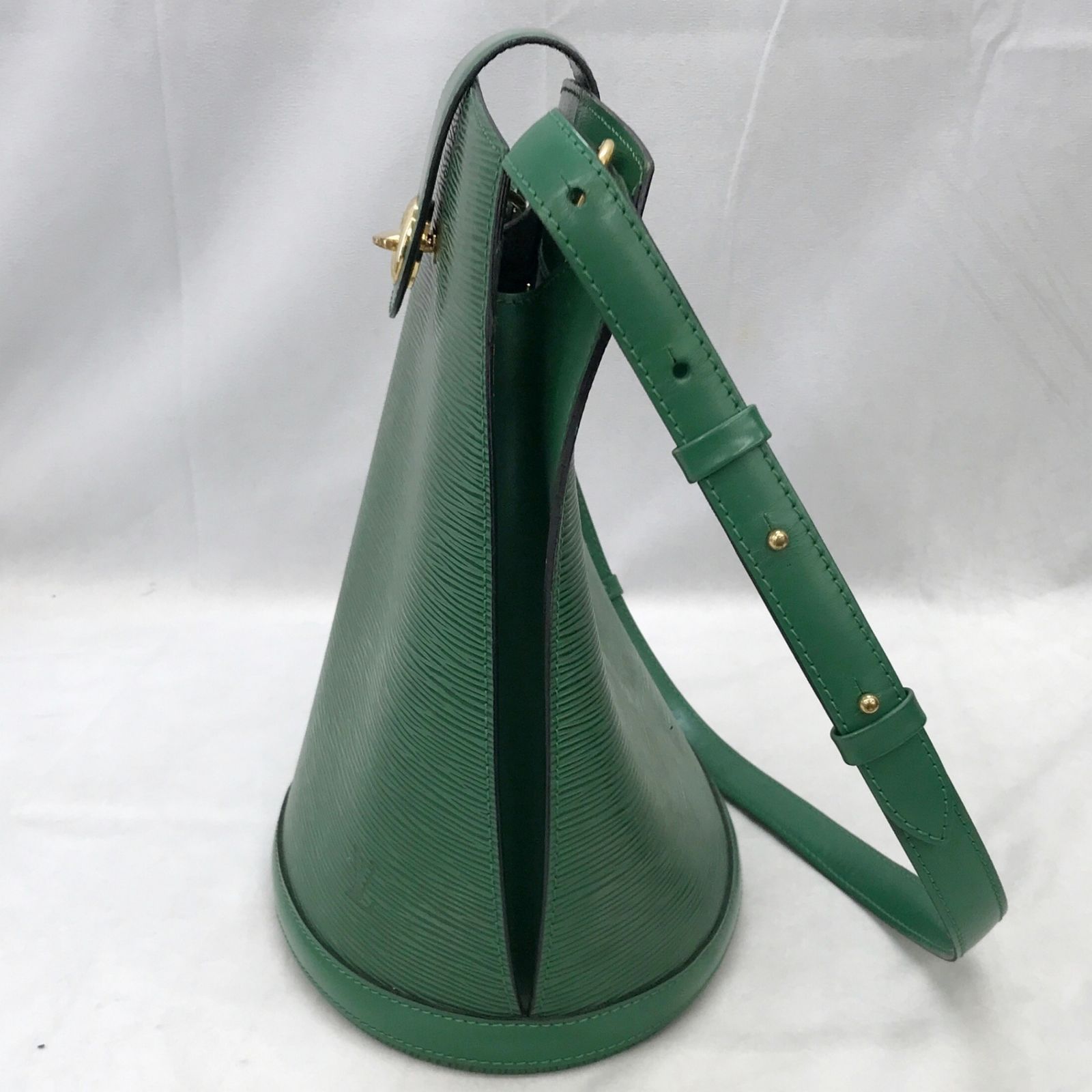 LOUIS VUITTON ルイヴィトン M52254 クリュニー エピ ショルダーバッグ グリーン 緑 レザー レディース 鞄_233 LOUIS VUITTON ルイヴィトン M52254 クリュニー エピ ショルダーバッグ グリーン 緑 レザー レディース 鞄_233