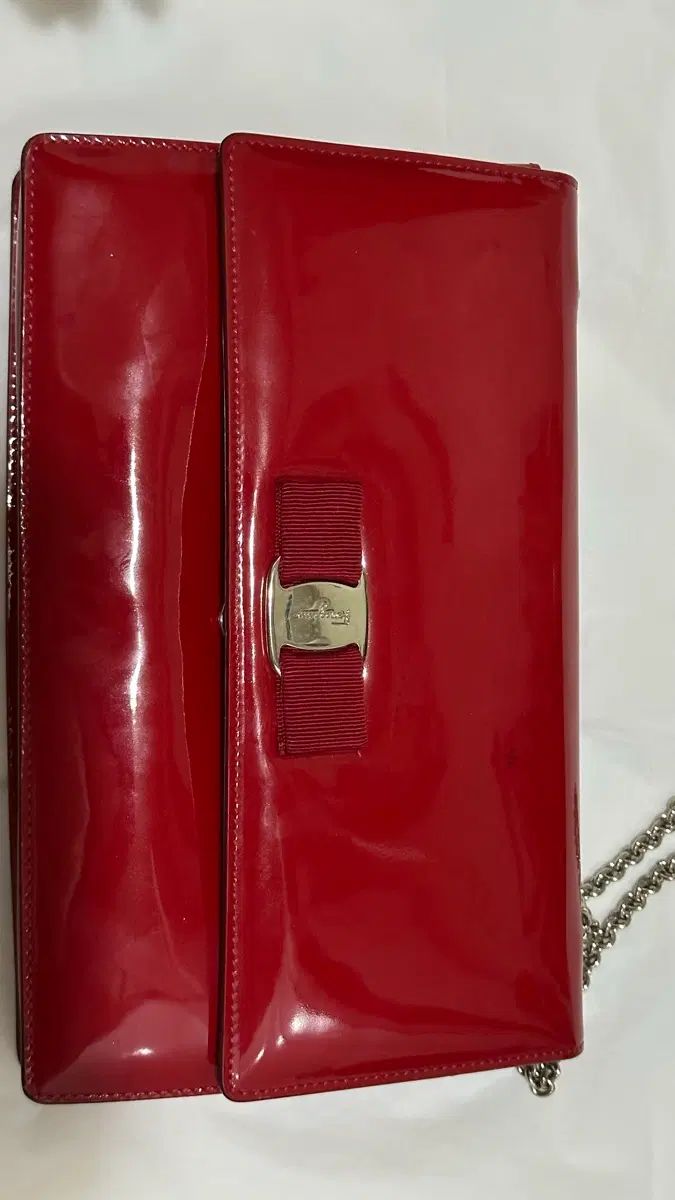 FERRAGAMO フェラガモ ジニ(JINNI)バッグ 10,918円