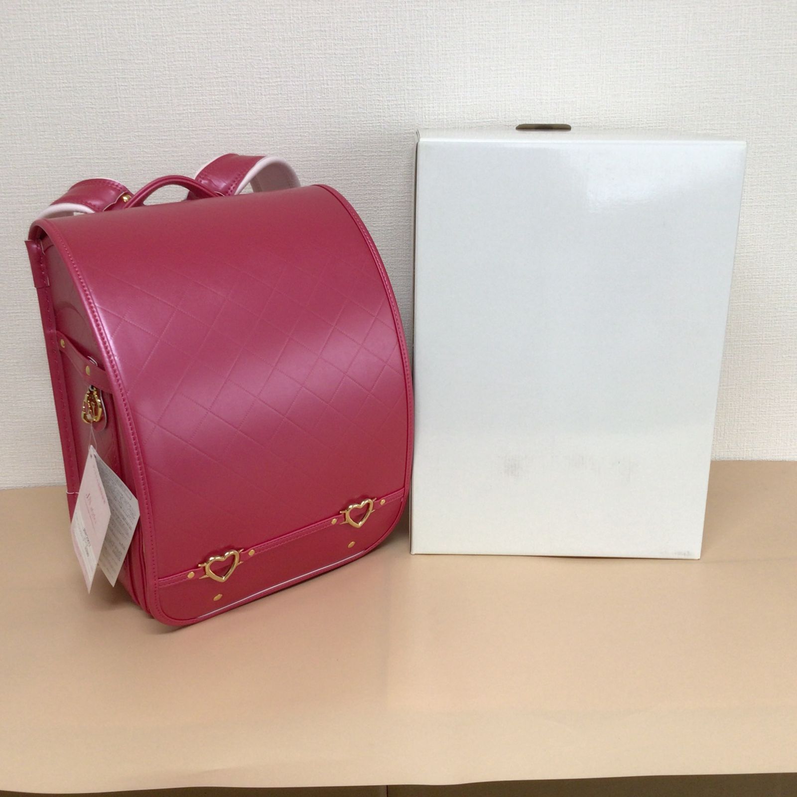110 【新品】コクホー ランドセル jsp7977 ピンク チェリー キルティング調 ハート鋲 金具ゴールド 女の子 かわいい 日本製 箱付 22,800円