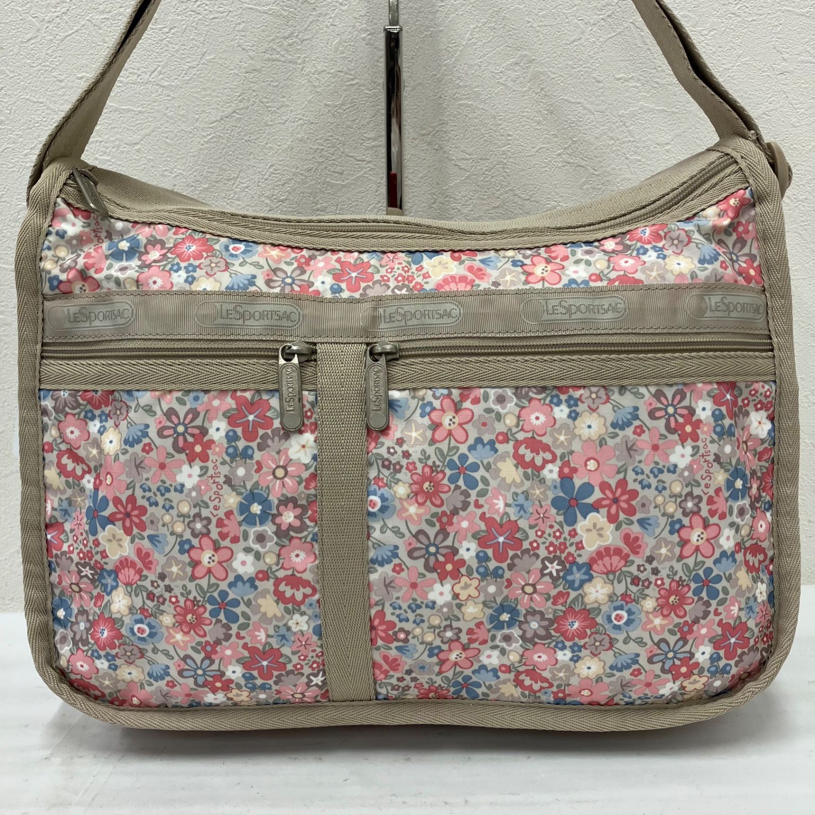 8154 LeSportsac レスポートサック デラックスエブリデイ ショルダー 