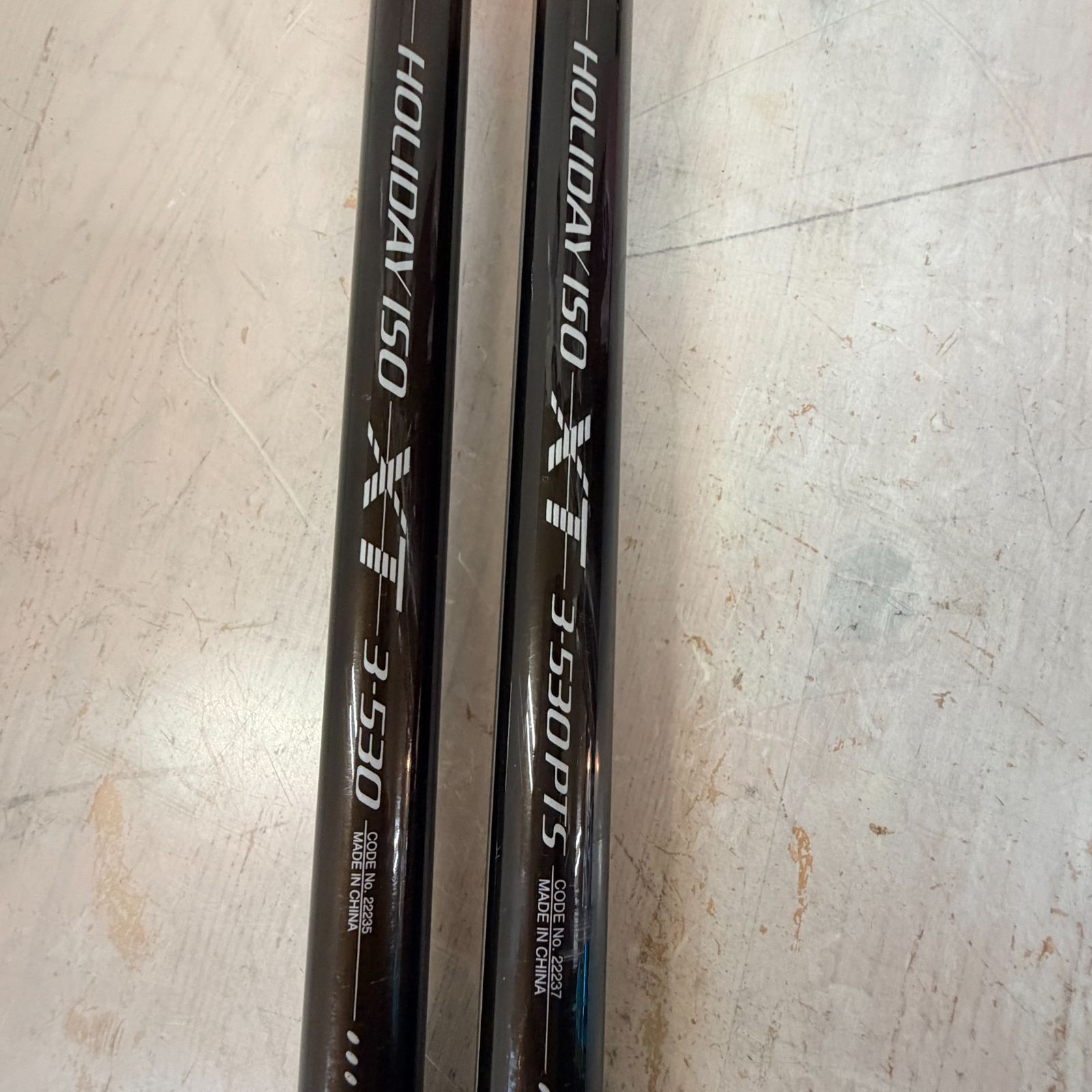 シマノホリデー磯 XT 3-530PTS & 3-530 2本セット 56 SHIMANO シマノ 磯竿 HOLIDAY ISO XT 3-530/HOLIDAY ISO XT 3