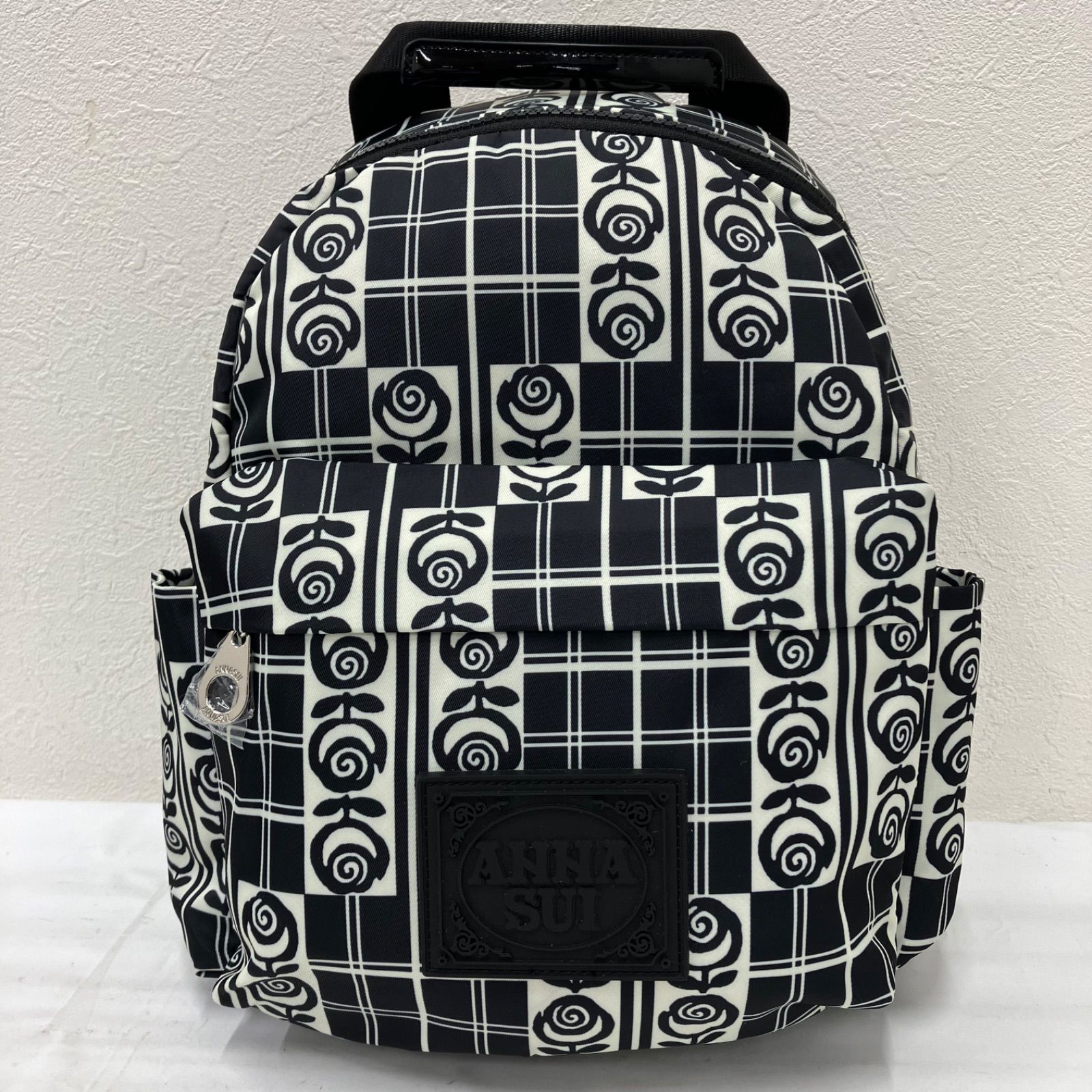 8073　【美品】　ANNA SUI　アナスイ　ジャーニー　コンパクトリュック　リュックサック　リュック　バックパック　ブラック　黒　花柄　フラワー　レディース　小さめ　ミニリュック 7,600円