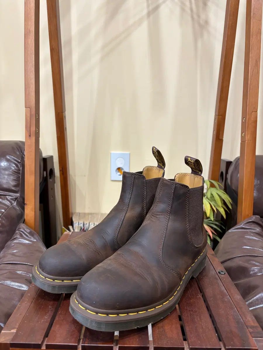 DR. MARTENS ドクターマーチン クレイジーレイ ホール チェルシー 280