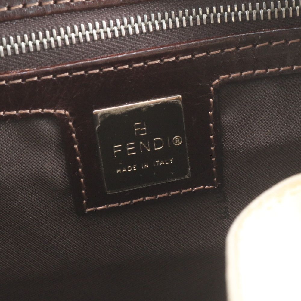 美品 フェンディ マンマバケット バゲット FF金具 レザー キャンバス ショルダーバッグ 肩掛け ハンド レディース RTM EQ1-3【中古】
