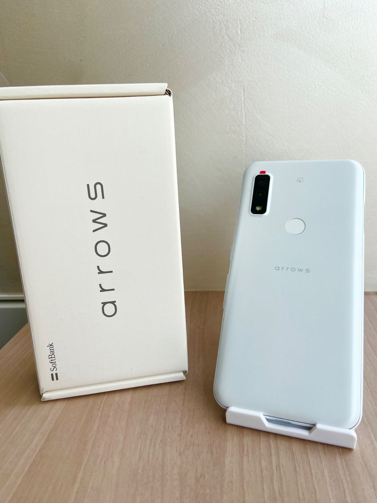 arrows We A101FC 64GB ホワイト SIMフリー 新品 - メルカリ