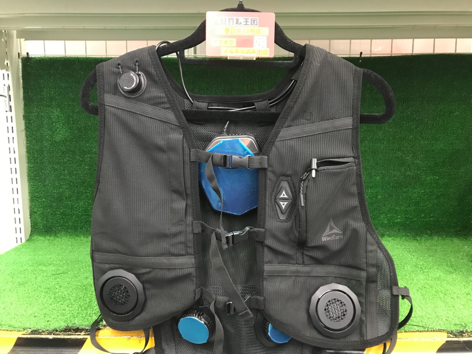 【中古品】【0906】ワークマン WZ-5 ＷindCore ペルチェベスト＋ペルチェベスト付属品 専用バッテリー RBT-05 2個セット　ITG6Q78JFS5G