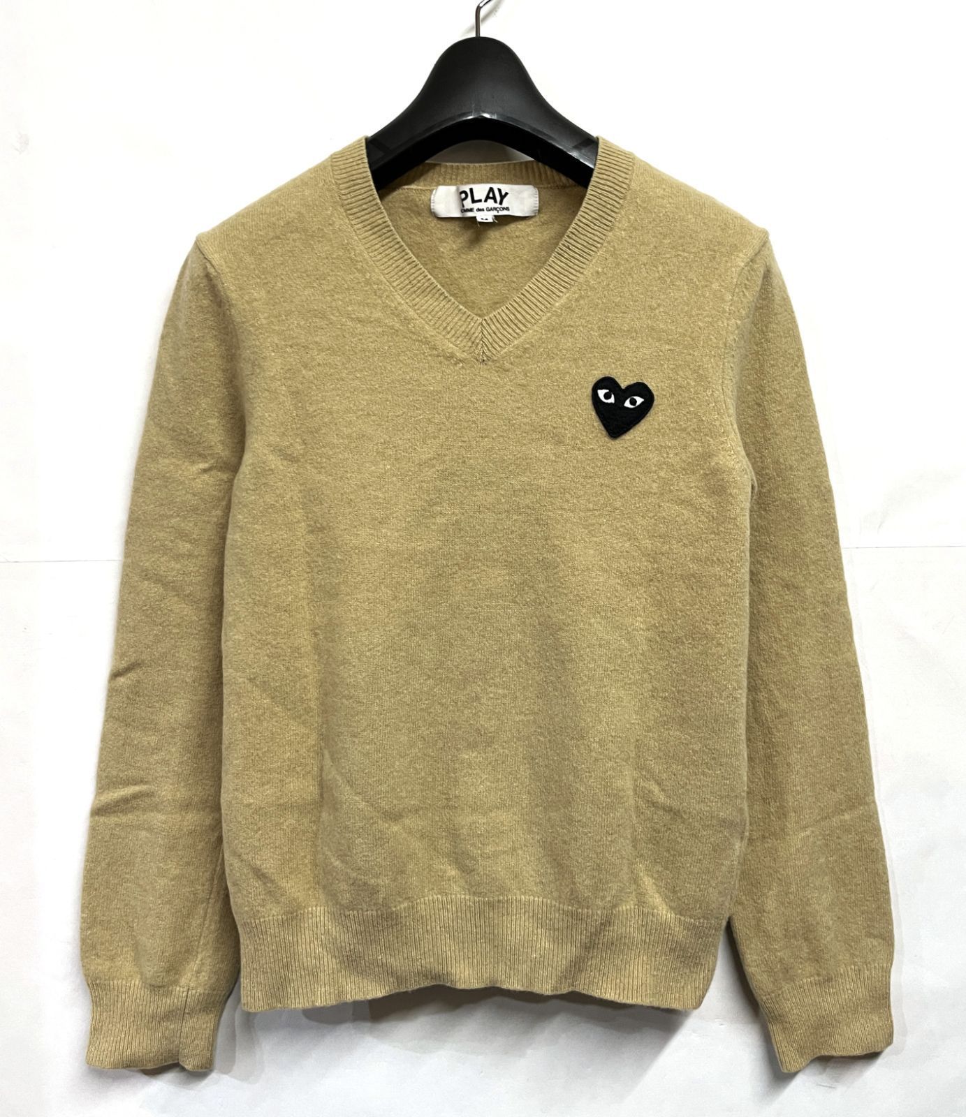 PLAY COMME des GARCONS|プレイ コムデギャルソン ハートワッペン Vネック ニット セーター