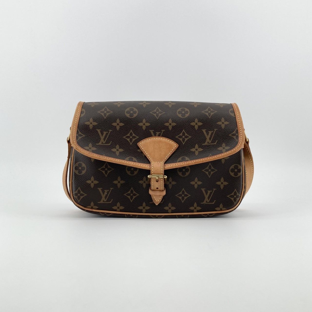 LOUIS VUITTON（ルイ・ヴィトン） ソローニュ モノグラム フロントベルト M42250 ショルダーバッグ ブラウン