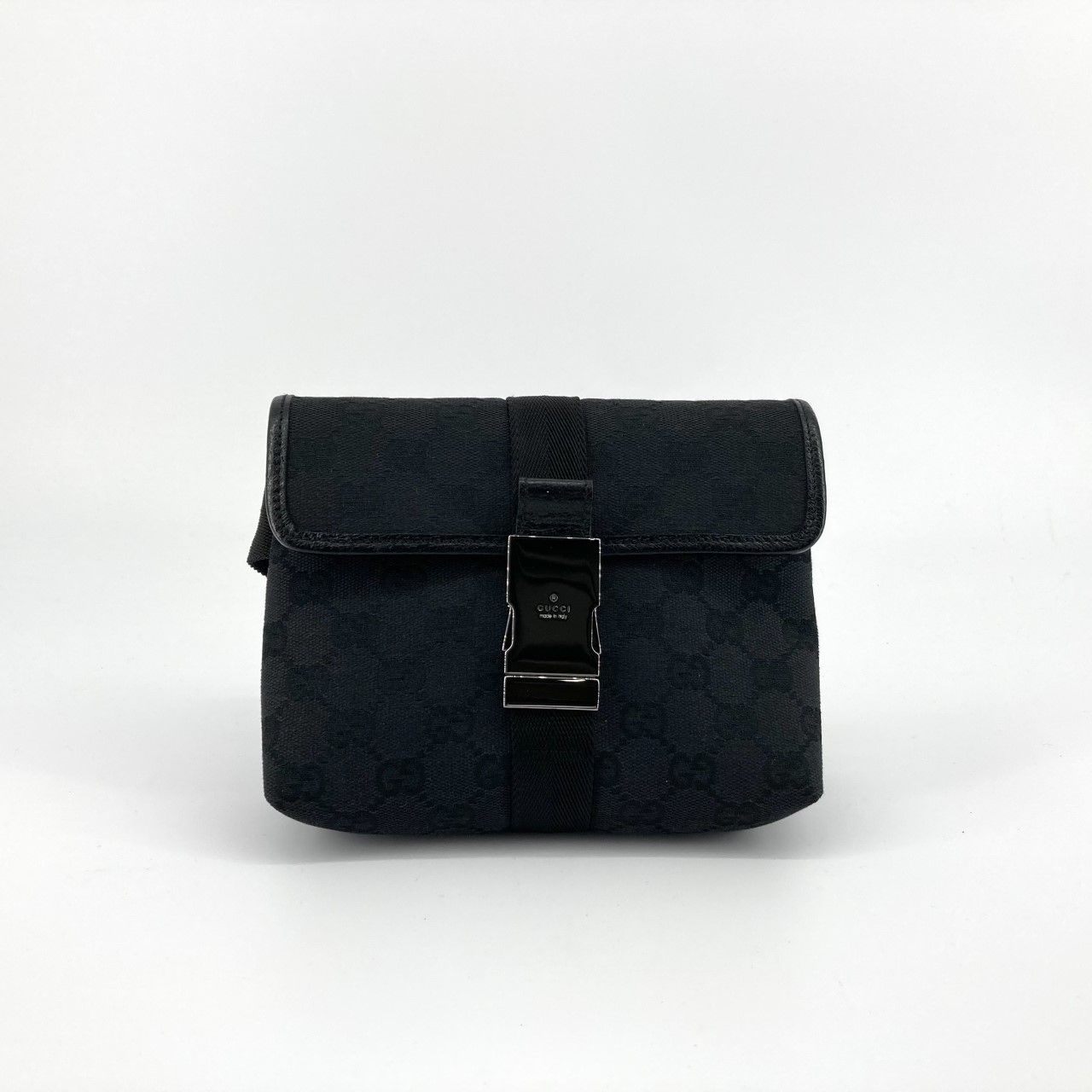 GUCCI（グッチ） ボディバッグ/ウエストポーチ キャンバスとレザー 131236 ウエストバッグ ブラック