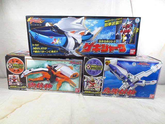 美品　バンダイ　獣拳戦隊ゲキレンジャー　ゲキシャーク　侍戦隊シンケンジャー 侍合体シリーズ 烏賊折神　兜折神 セット