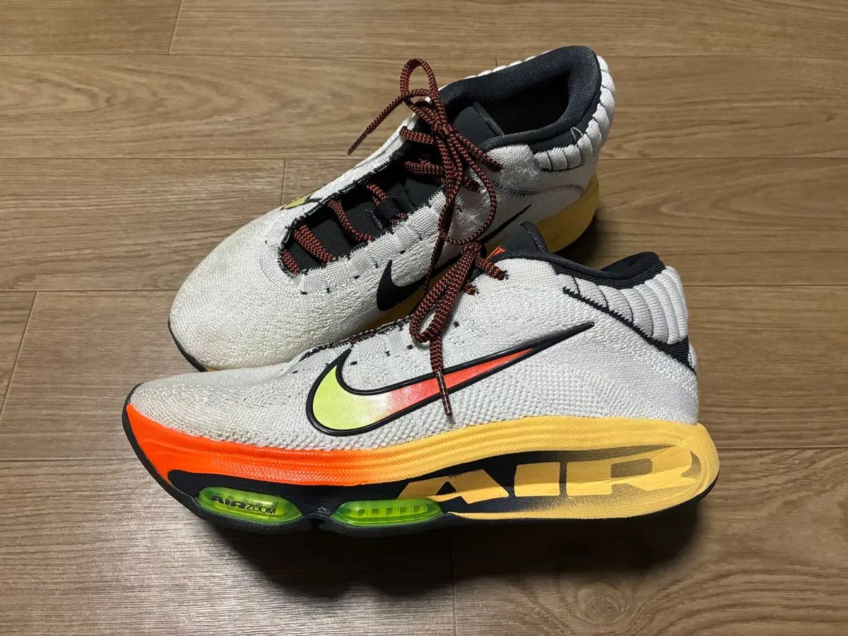 275) NIKE GT 허슬 3 セイフティー オレンジ