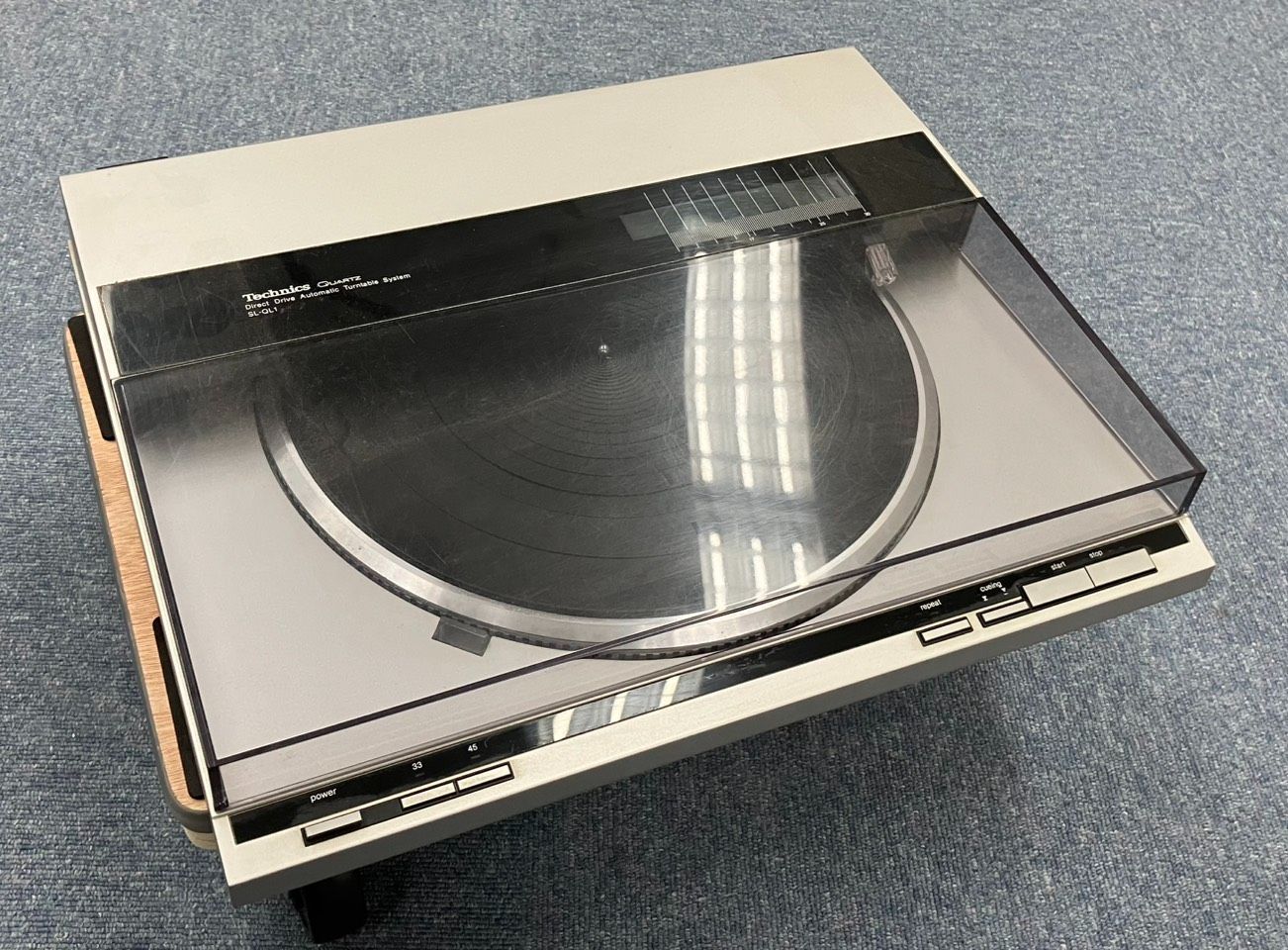 O011-SA8-146 Technics テクニクス QUARTZ Direct Drive Automatic Turntable System ダイレクトオートマチックターンテーブルSL-QL1 レコードプレーヤー オーディオ機器 通電確認済み