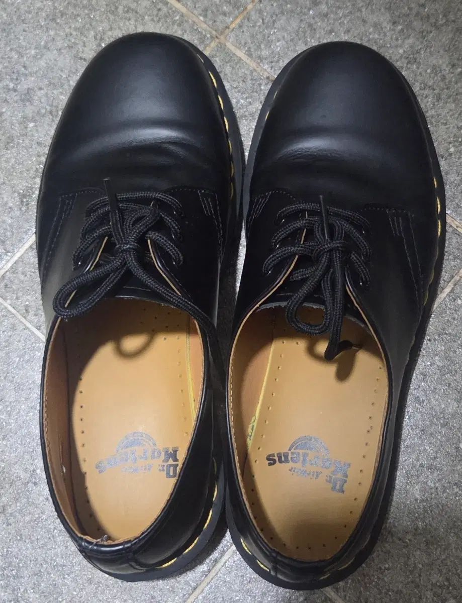 UK7 260 DR. MARTENS ドクターマーチン 1461 スムース ブラック