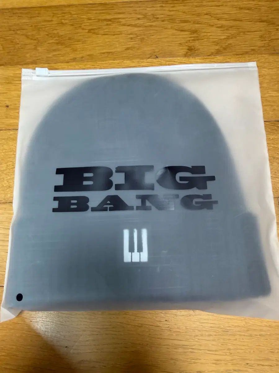 BIGBANG 20周年展示会 ピアノ ビーニー