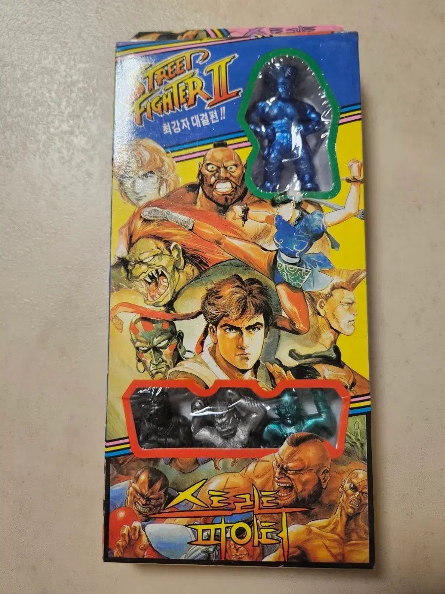 古典 STREET FIGHTER ラバー人形