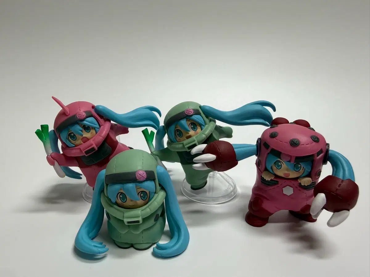 ガンダム 初音ミク ガチャ 4種 まとめ