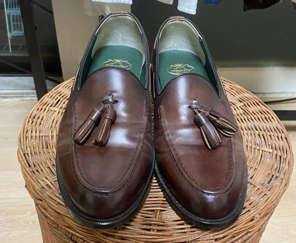 HAWKINS ホーキンス タッセル ローファー ブラウン 255