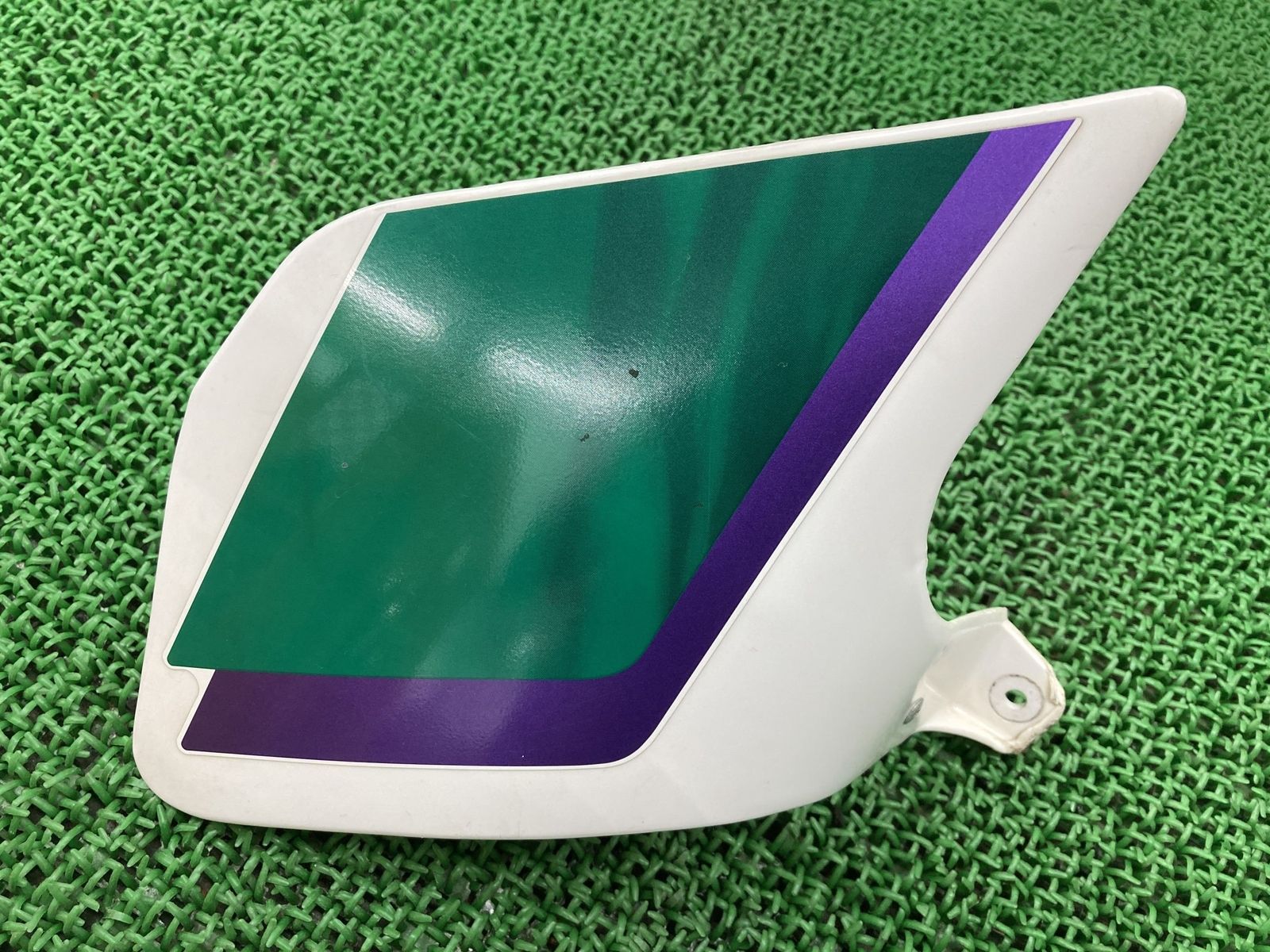 セロー225 シュラウド 左 白/青/緑 ヤマハ 純正 中古 4JG サイドカバー おすすめ品 qW